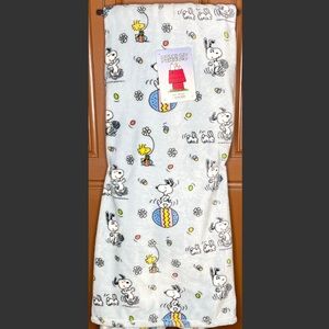 Peanuts Easter Throw Blanket